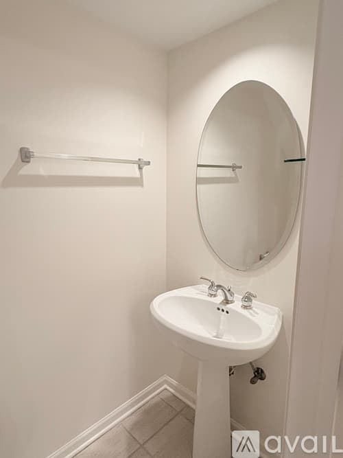 Chicago Condo: 4934 South Cornell Avenue
