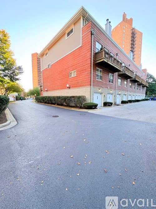 Chicago Condo: 4934 South Cornell Avenue