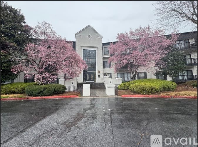 Atlanta Condo: 4204 Pine Heights Drive Northeast