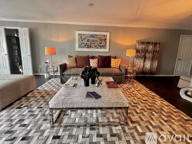 Atlanta Condo: 4204 Pine Heights Drive Northeast
