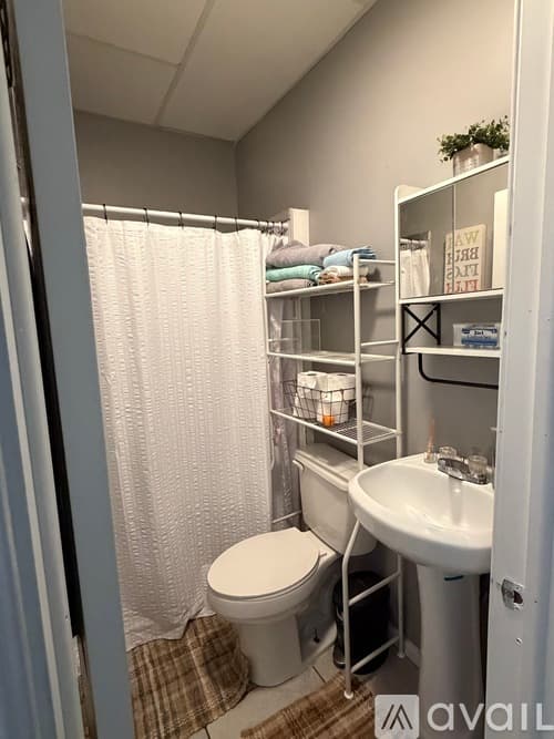 Philadelphia Apartment: 3006 West Cumberland Street