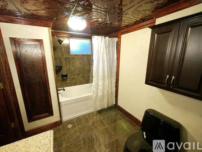 Pittsburgh Apartment: 231 West Steuben Street