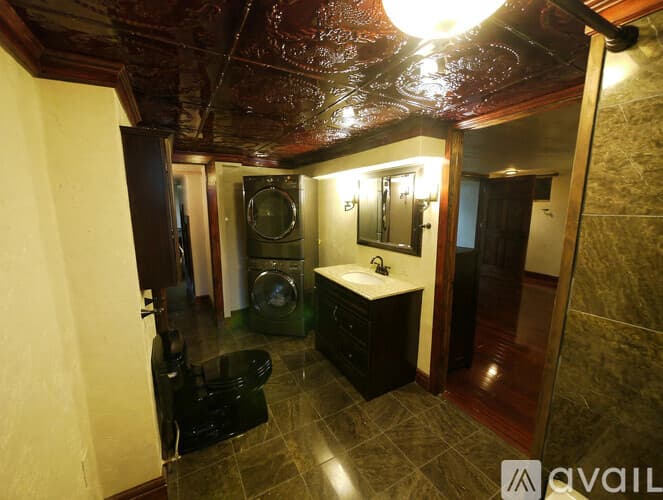 Pittsburgh Apartment: 231 West Steuben Street