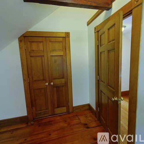 Boston House: 376 Grove Street