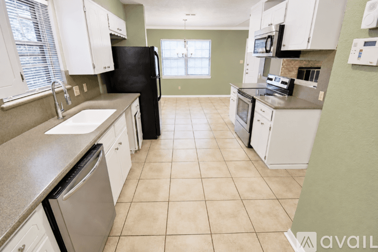 Belton House: 517 E 27th Ave