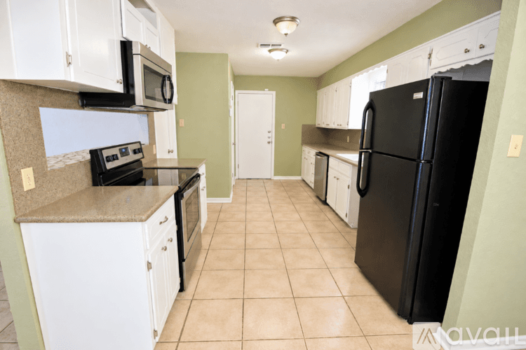 Belton House: 517 E 27th Ave