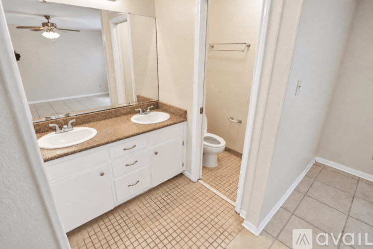 Belton House: 517 E 27th Ave