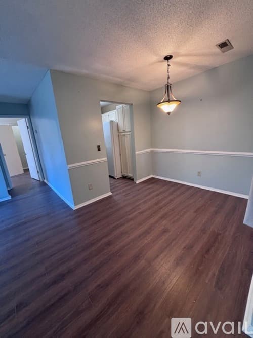 Columbia Condo: 229 Windsor Point Rd