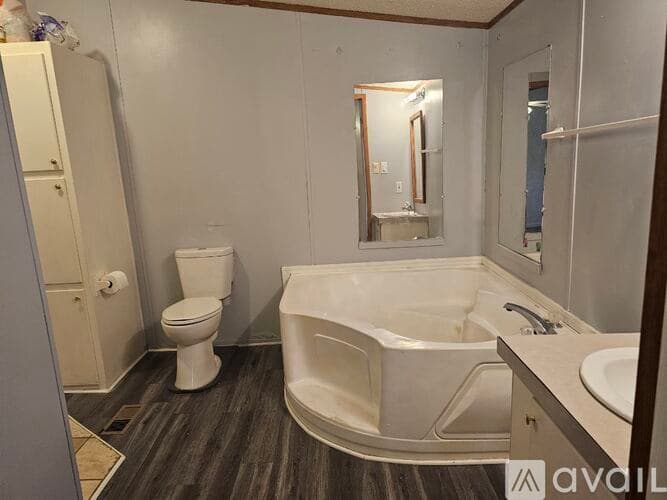Azle House: 12231 Farm To Market Rd 730 N