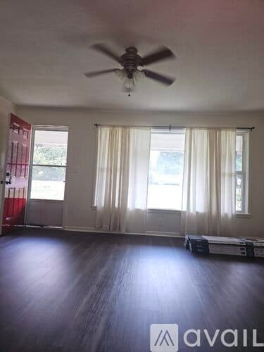 Azle House: 12075 Farm To Market Rd 730 N