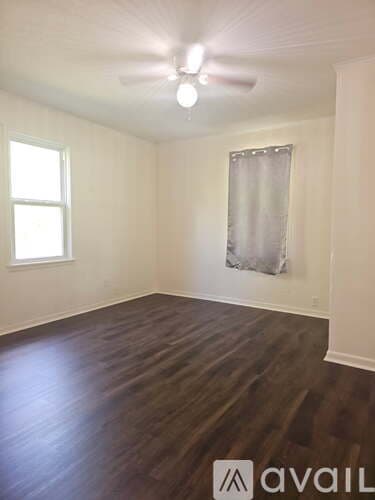 Azle House: 12075 Farm To Market Rd 730 N