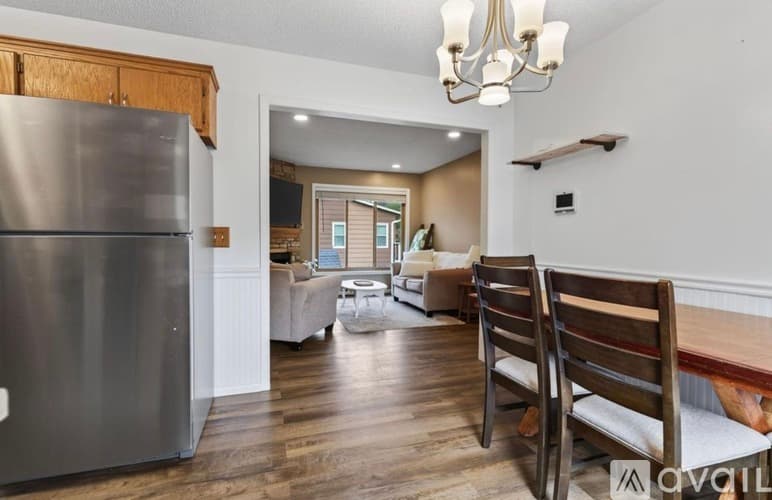 Minneapolis House: 9466 Irving Avenue North