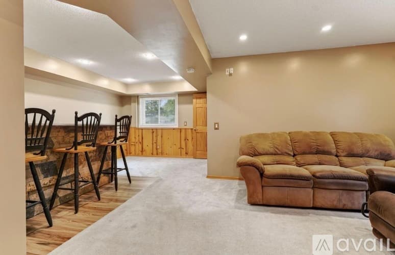 Minneapolis House: 9466 Irving Avenue North