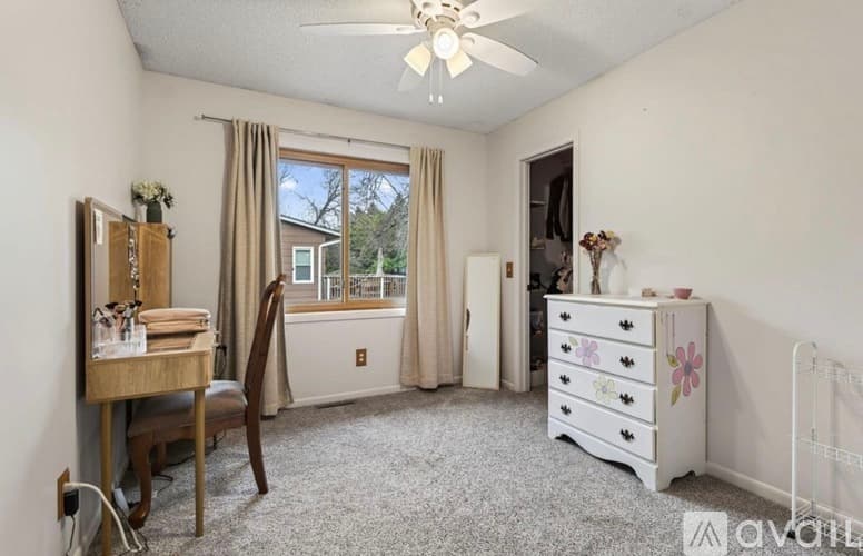 Minneapolis House: 9466 Irving Avenue North