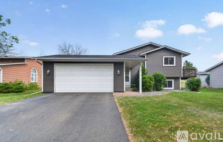 Minneapolis House: 9466 Irving Avenue North