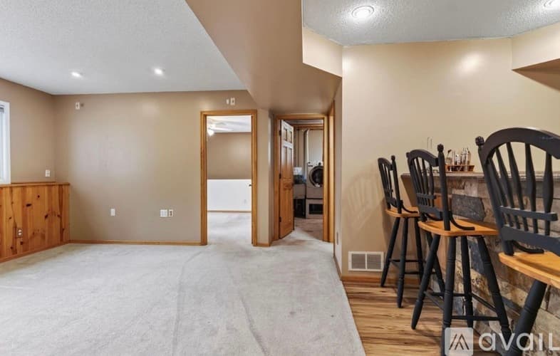 Minneapolis House: 9466 Irving Avenue North