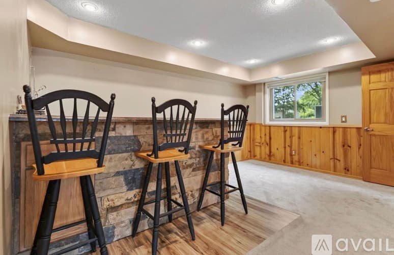 Minneapolis House: 9466 Irving Avenue North