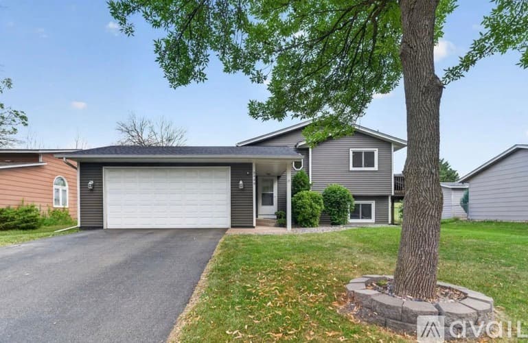 Minneapolis House: 9466 Irving Avenue North