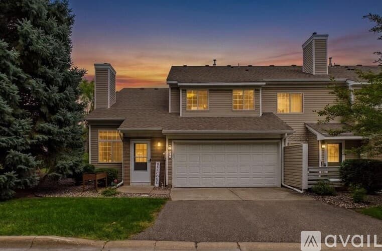 Plymouth Townhome: 5965 Wedgewood Ln N