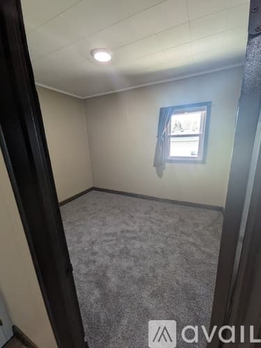 Stevens Point Apartment: 2109 Dixon Street