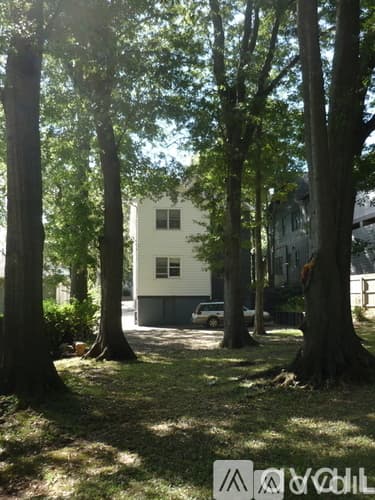 Atlanta Apartment: 238 Wilbur Ave SE