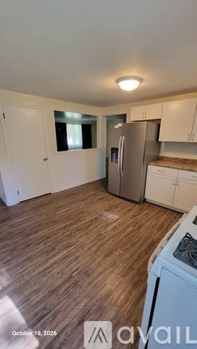 Syracuse House: 513 Lynch Ave