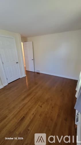 Syracuse House: 513 Lynch Ave