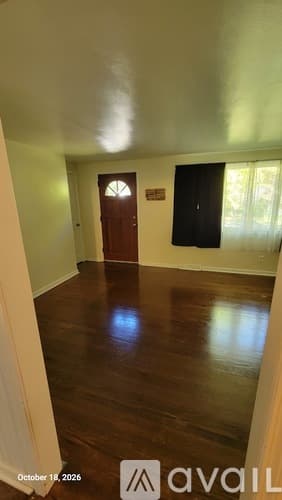 Syracuse House: 513 Lynch Ave
