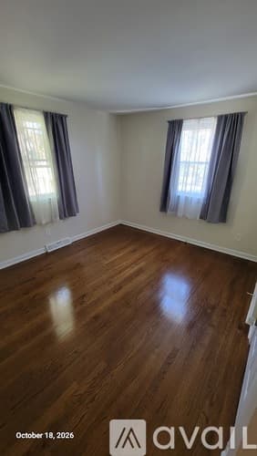 Syracuse House: 513 Lynch Ave