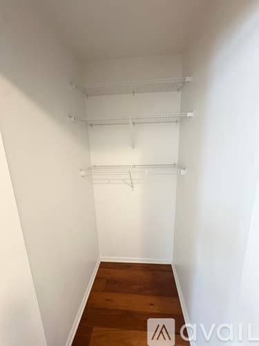 Chicago Apartment: 4278 N Hazel St