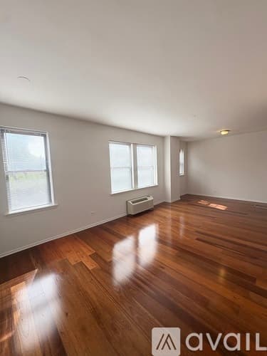 Chicago Apartment: 4278 N Hazel St