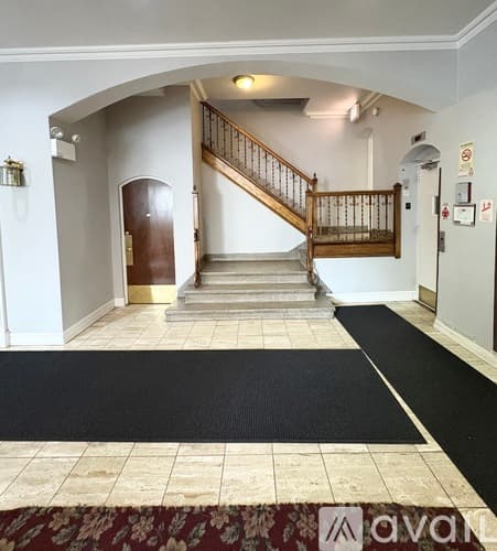 Chicago Apartment: 4278 N Hazel St