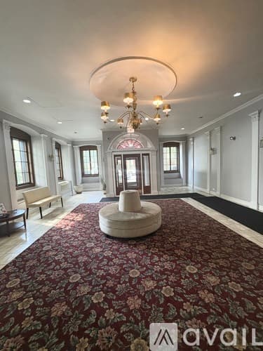 Chicago Apartment: 4278 N Hazel St