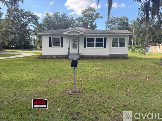 Savannah House: 39 Cornus Drive