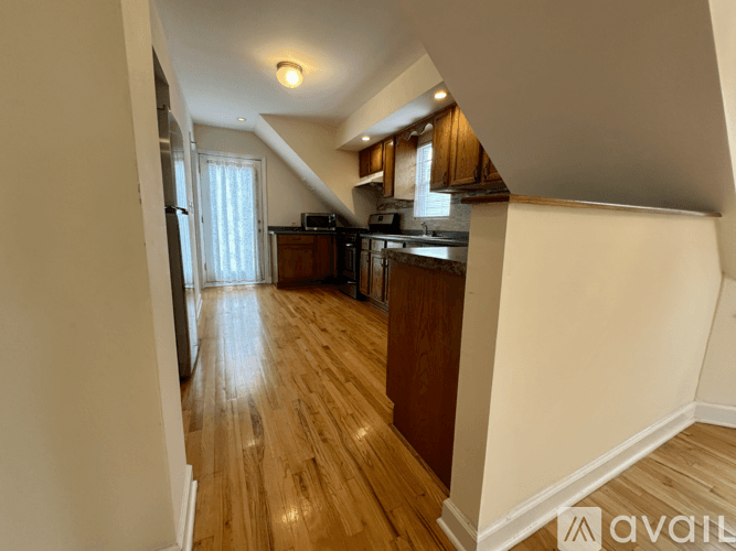 Chicago Apartment: 3755 North Christiana Avenue