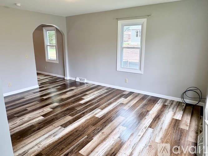 Wisconsin Dells House: 136 East Hiawatha Drive