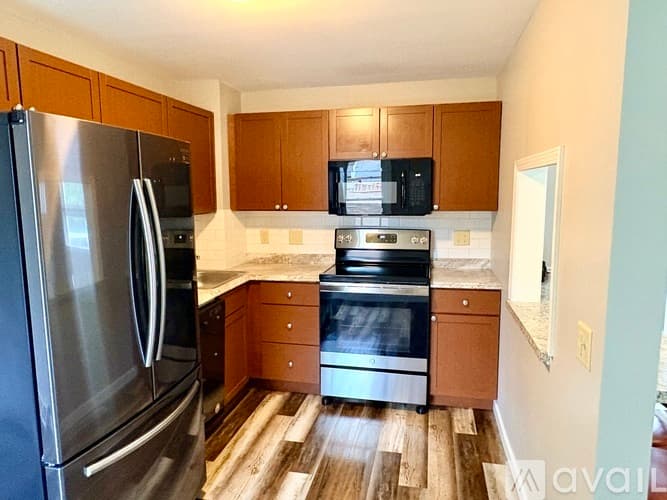 Wisconsin Dells House: 136 East Hiawatha Drive