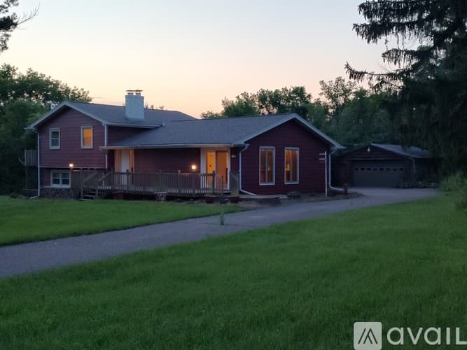 Eau Claire House: Priory Rd