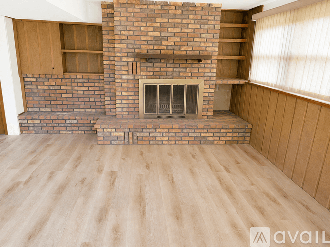 Eau Claire House: Priory Rd