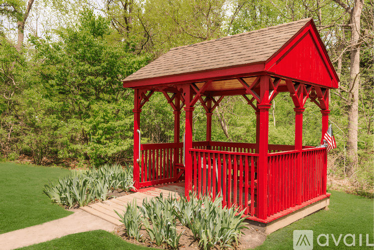Barrington Apartment: 2101 Reamer Dr