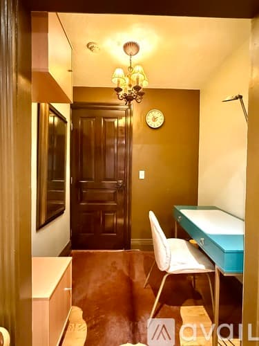 Boston Apartment: 326 Dartmouth St