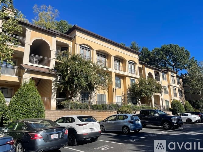 Brookhaven Condo: 3777 Peachtree Rd NE