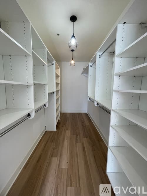 Brookhaven Condo: 3777 Peachtree Rd NE