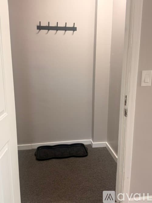 Circleville Apartment: 121 W Ohio St