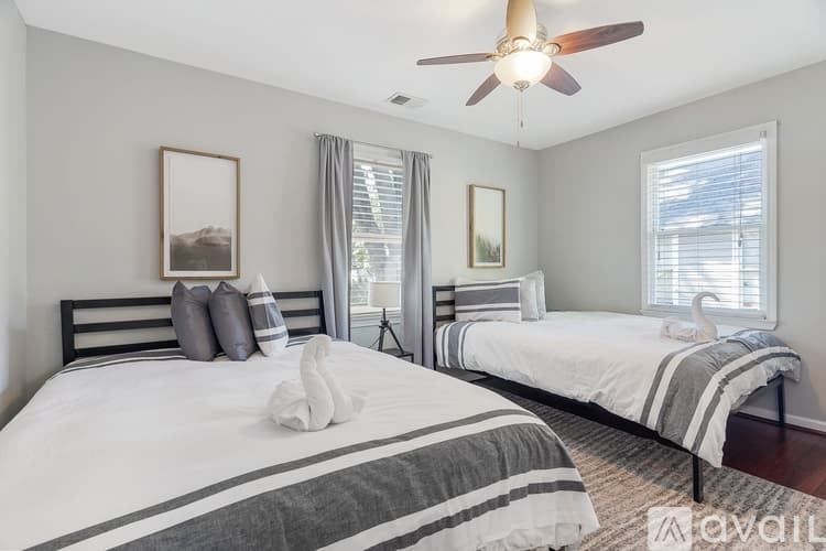 Atlanta Apartment: 815 Verner St NW
