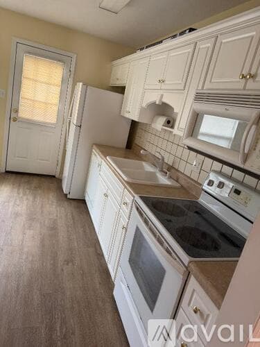 Evans Townhome: 343 Greendale Place
