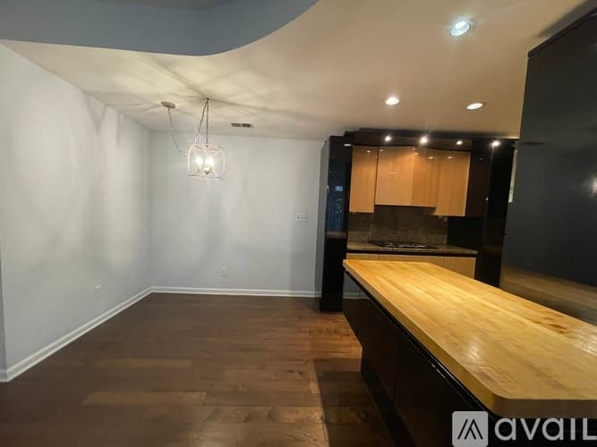 Atlanta Condo: 1513 Mc Gill Park Ave NE