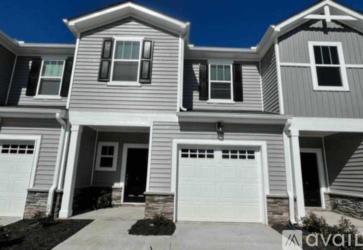 Greer Townhome: 4 Outback Drive