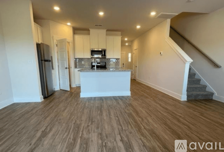 Greer Townhome: 4 Outback Drive