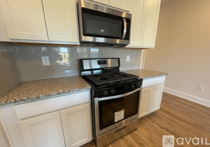 Greer Townhome: 4 Outback Drive